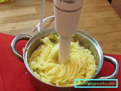 Blender with nozzle for mashed potatoes