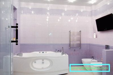 Violet bathroom - an unusual color design solution