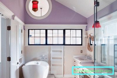 Purple bathroom - an unusual color design solution