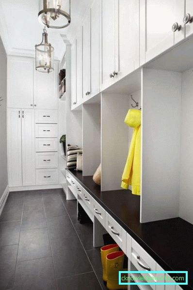 Design of a narrow corridor in the apartment - real photos