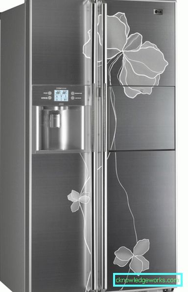 LG two-door refrigerator