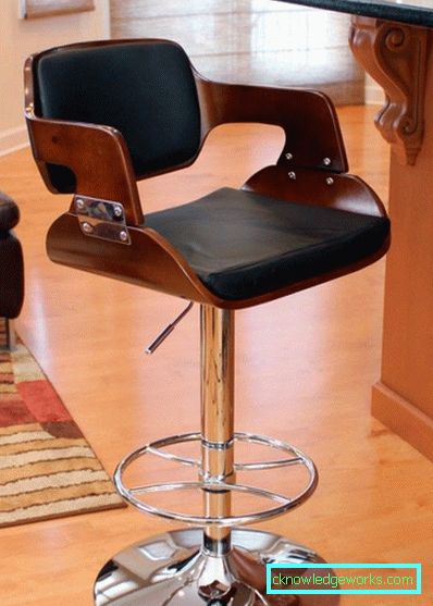 Chrome kitchen chairs - a luxurious and practical option
