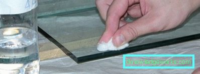 Features of adhesive sealant Features of adhesive sealant