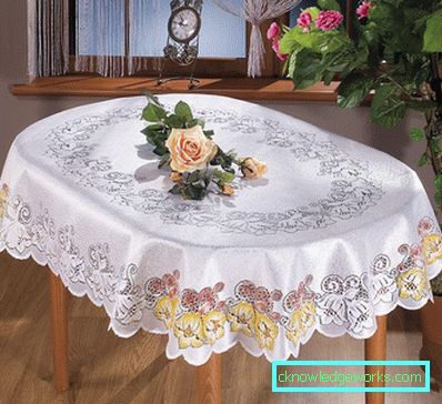 Round tablecloth for the kitchen table Round tablecloth for the kitchen table