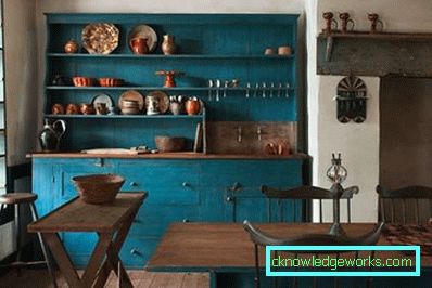 Kitchen in turquoise color - features