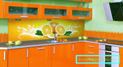 Orange kitchen in the interior - a successful combination