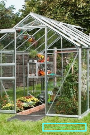 How to make a greenhouse for plants?