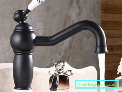 Retro style faucets: a fashionable old man in the bathroom