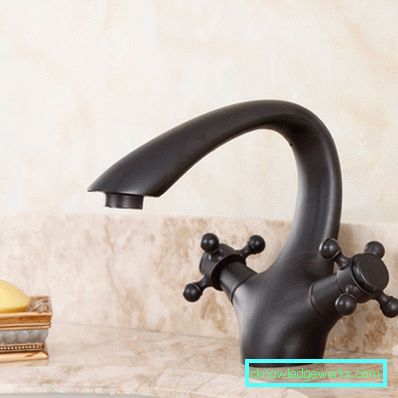 Retro style faucets: a fashionable old man in the bathroom