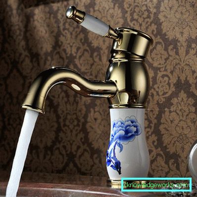 Retro style faucets: a fashionable old man in the bathroom