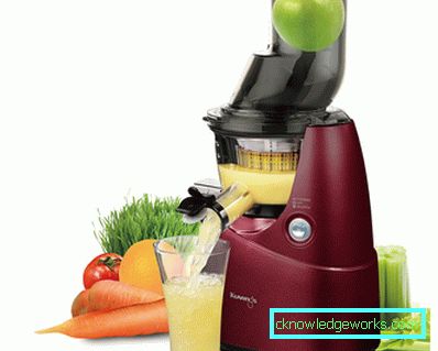 Juicer for hard fruits and vegetables