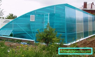 56-Polycarbonate greenhouse with its own