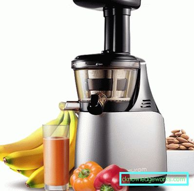 Universal Juicer