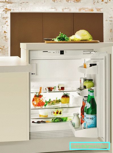 Built-in fridge without freezer