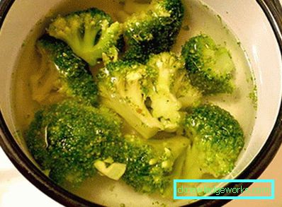 187-Broccoli Casserole in the oven